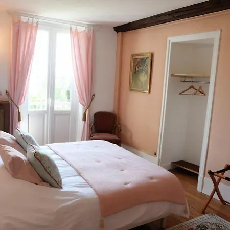 Le Manoir De فندق مبيت وإفطار